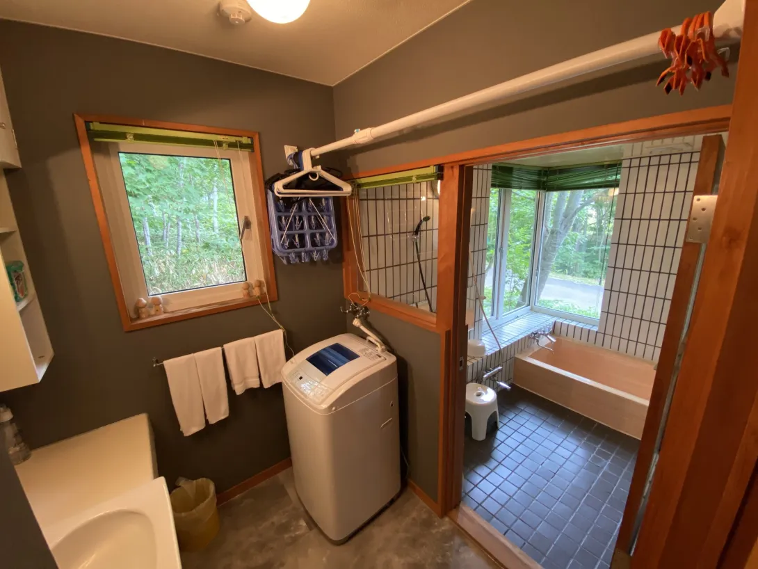 Annupuri Retro Lodge - Bathroom 2